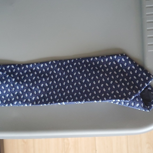 Vineyard Vines Other - Vineyard Vines Tie
